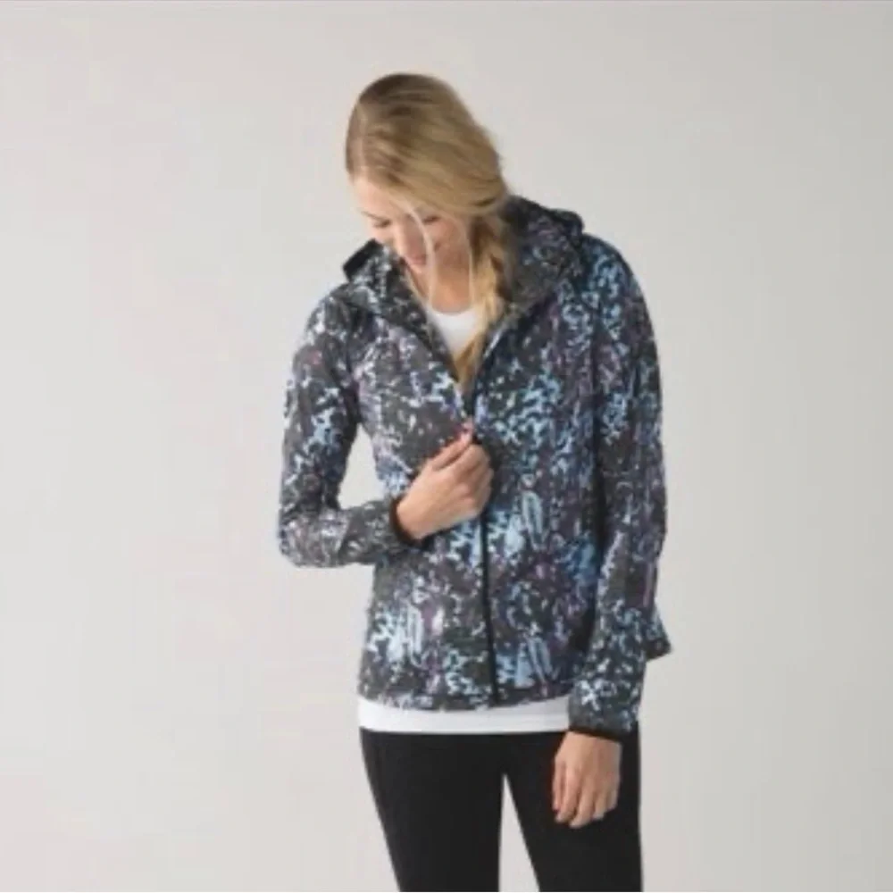 Lululemon Back Pack It Jacket Floral Sport Tranquil Blue Multi